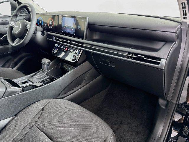New 2026 Black Hyundai SEL Plus FWD image 43