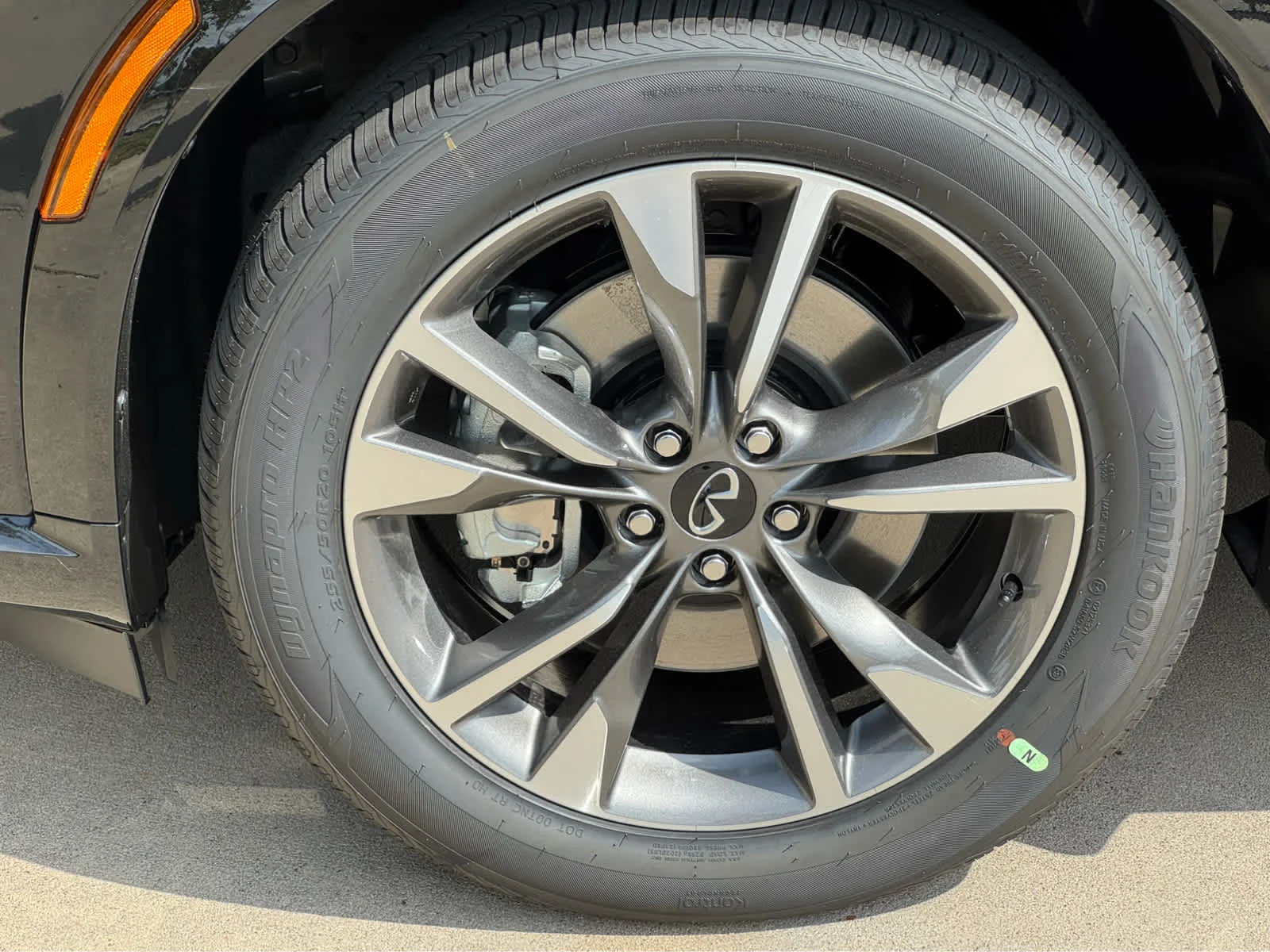 New 2027 BLACK OBSIDIAN INFINITI Luxe AWD image 6