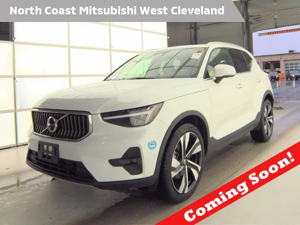 2023 Volvo XC40 B5 Plus Bright AWD's photo