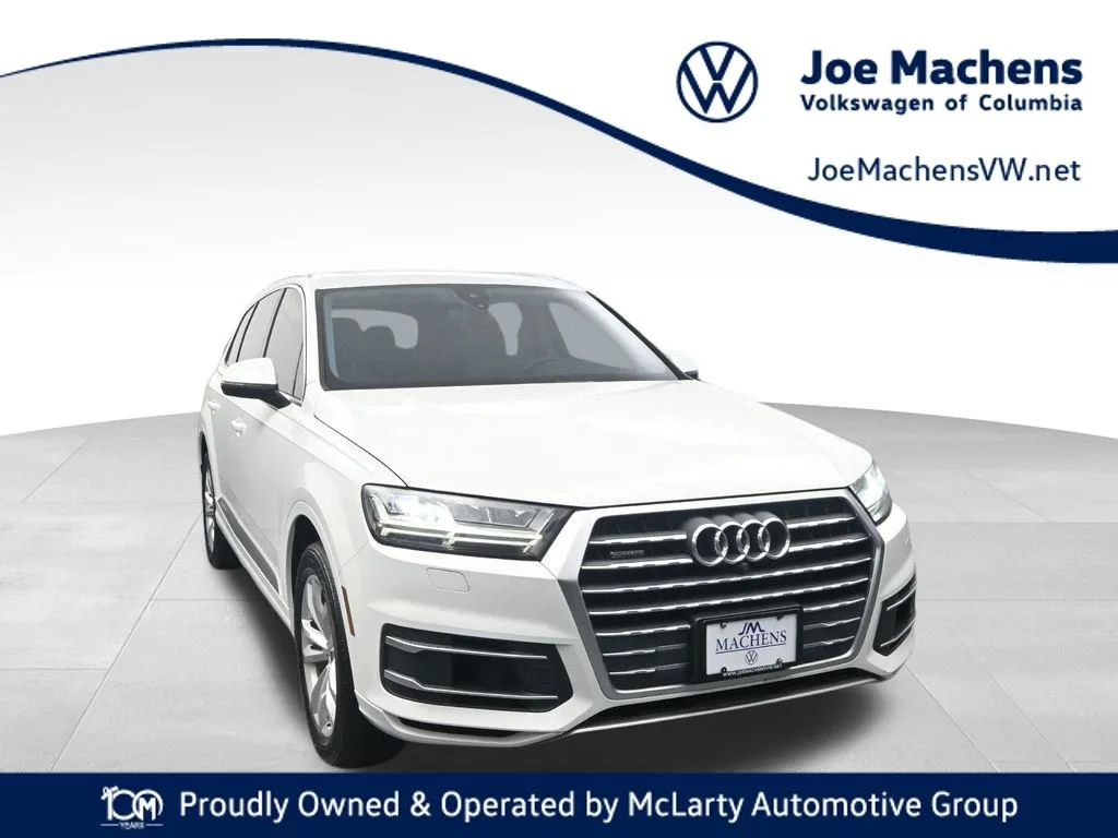 Used 2019  Audi 55 Premium image 1