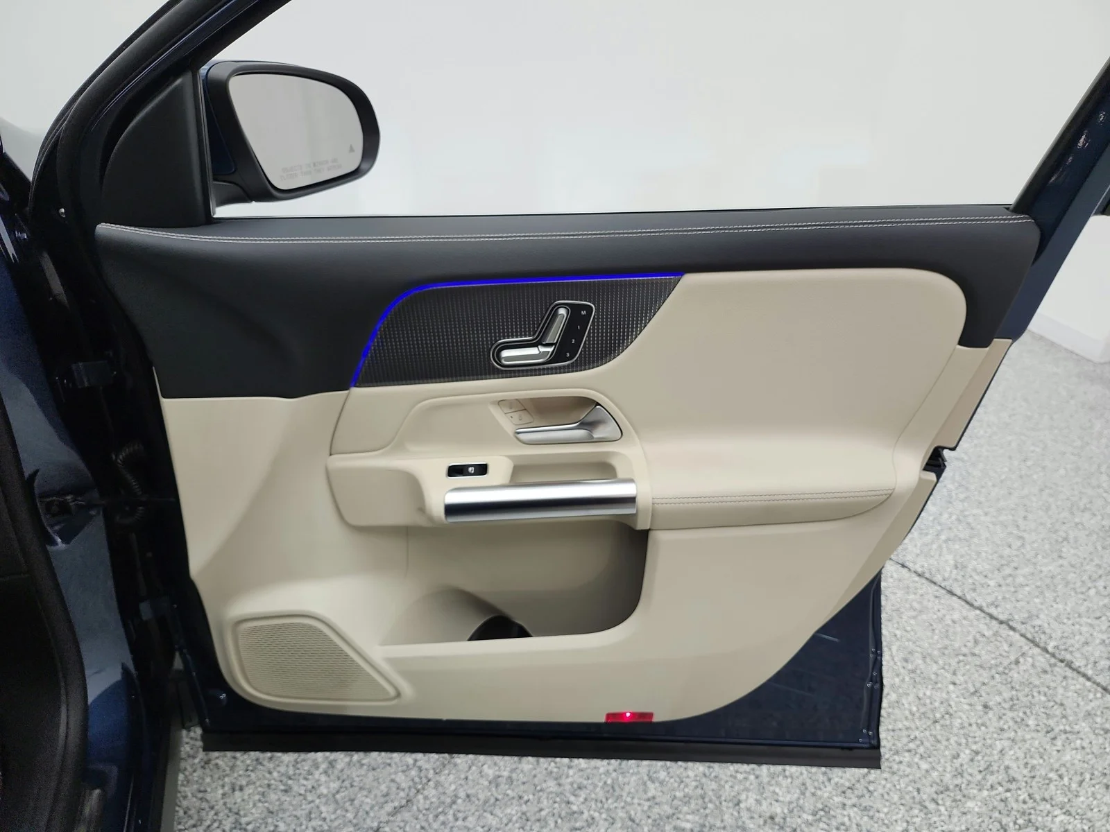 Used 2021 Denim Blue Metallic Mercedes-Benz GLA 250 SUV image 20