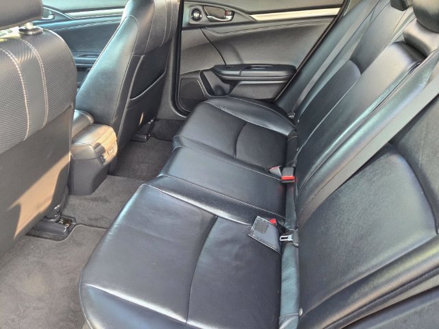 Used 2018  Honda Sport Touring image 12