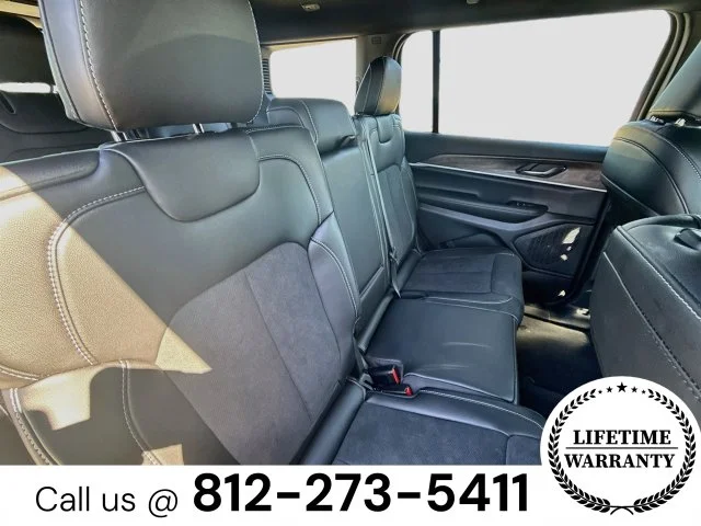 New 2027 Black Jeep Laredo Altitude image 24