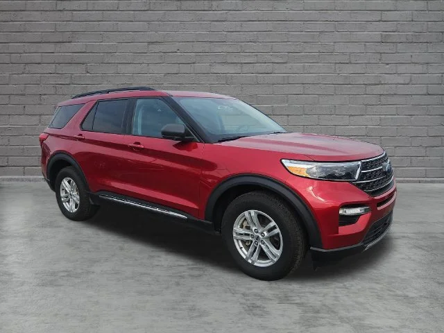 Used 2023  Ford XLT image 16