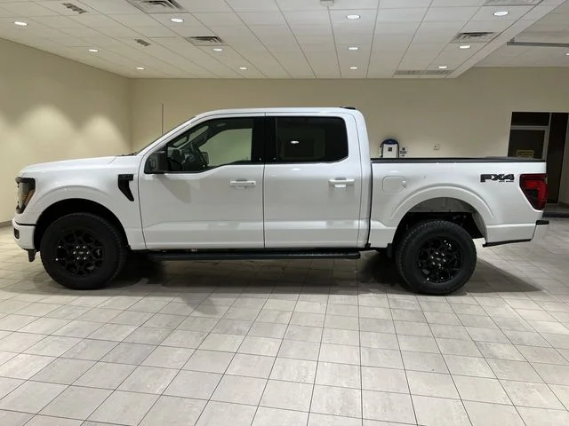 New 2026 White Ford XLT image 2