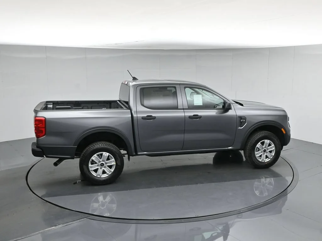 New 2026 Carbonized Gray Metallic Ford XL image 39
