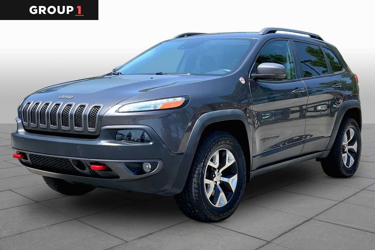 Pre-Owned 2017 Jeep Cherokee Trailhawk L Plus