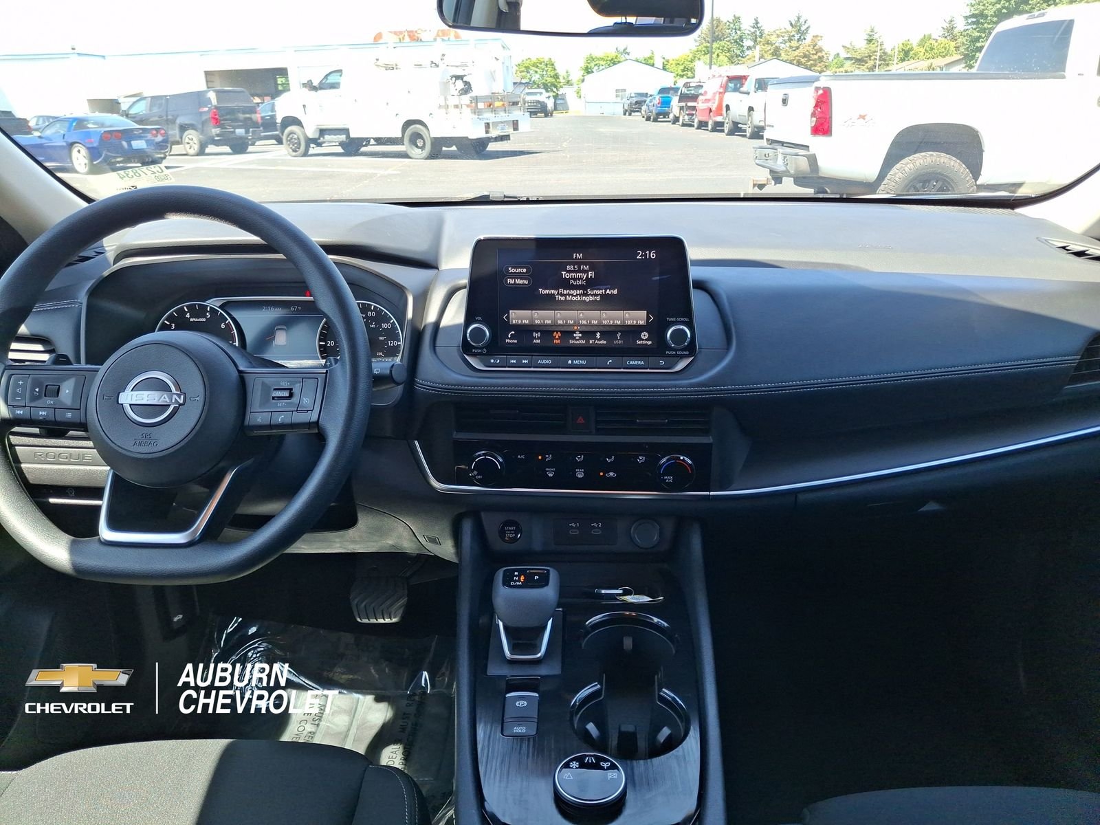 2024 Nissan Rogue S - Photo 9