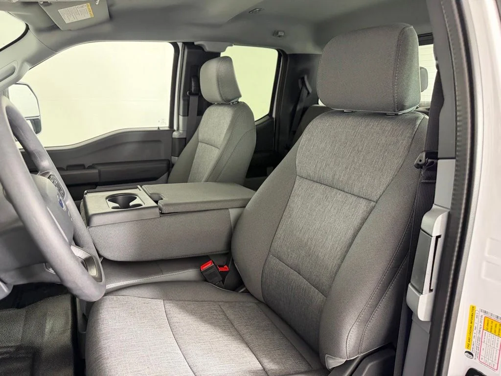 New 2026 Oxford White Ford F-250® XL image 10