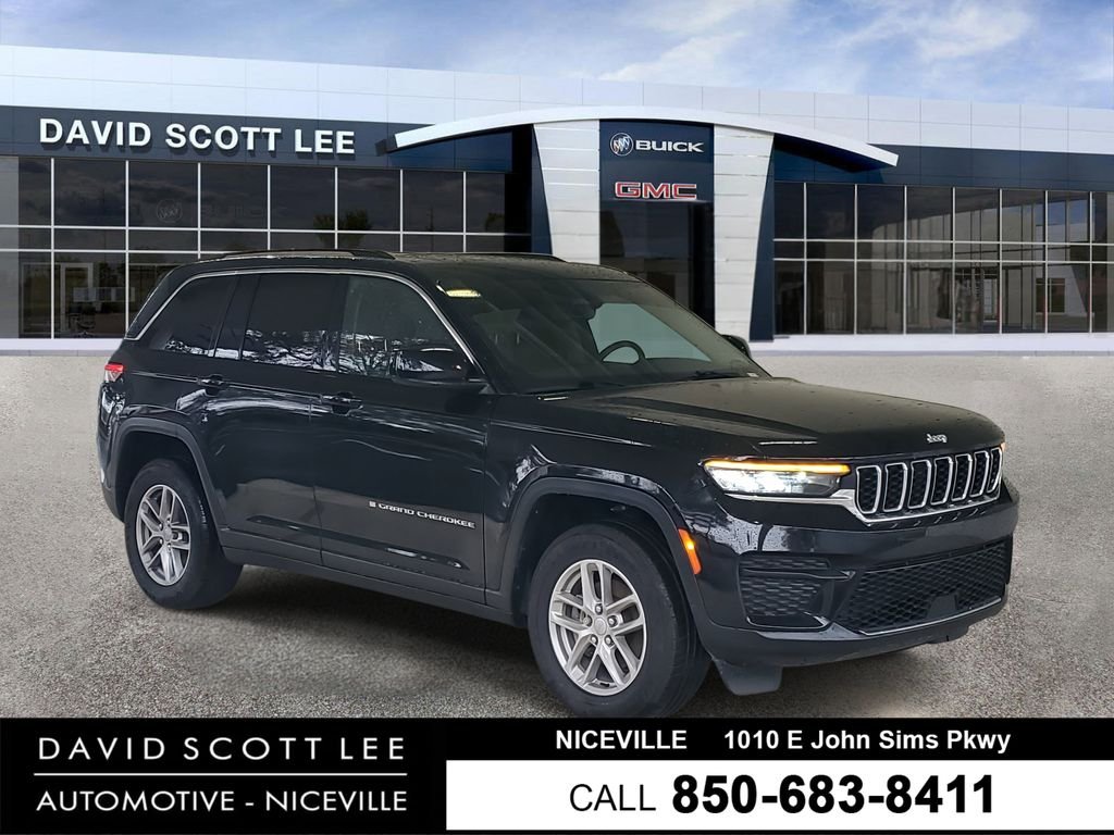 Black 2023 Jeep Grand Cherokee Laredo 4WD SUV / Crossover Four-Wheel Drive