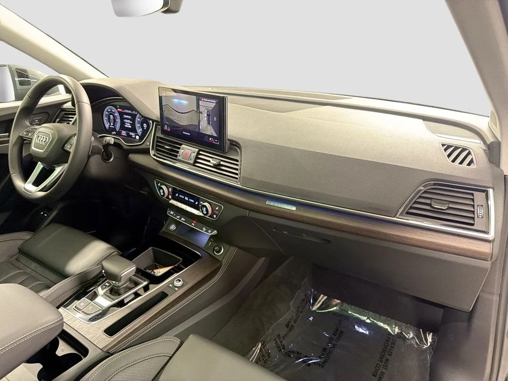 Used 2025 Gray Audi 55 Premium Plus image 30