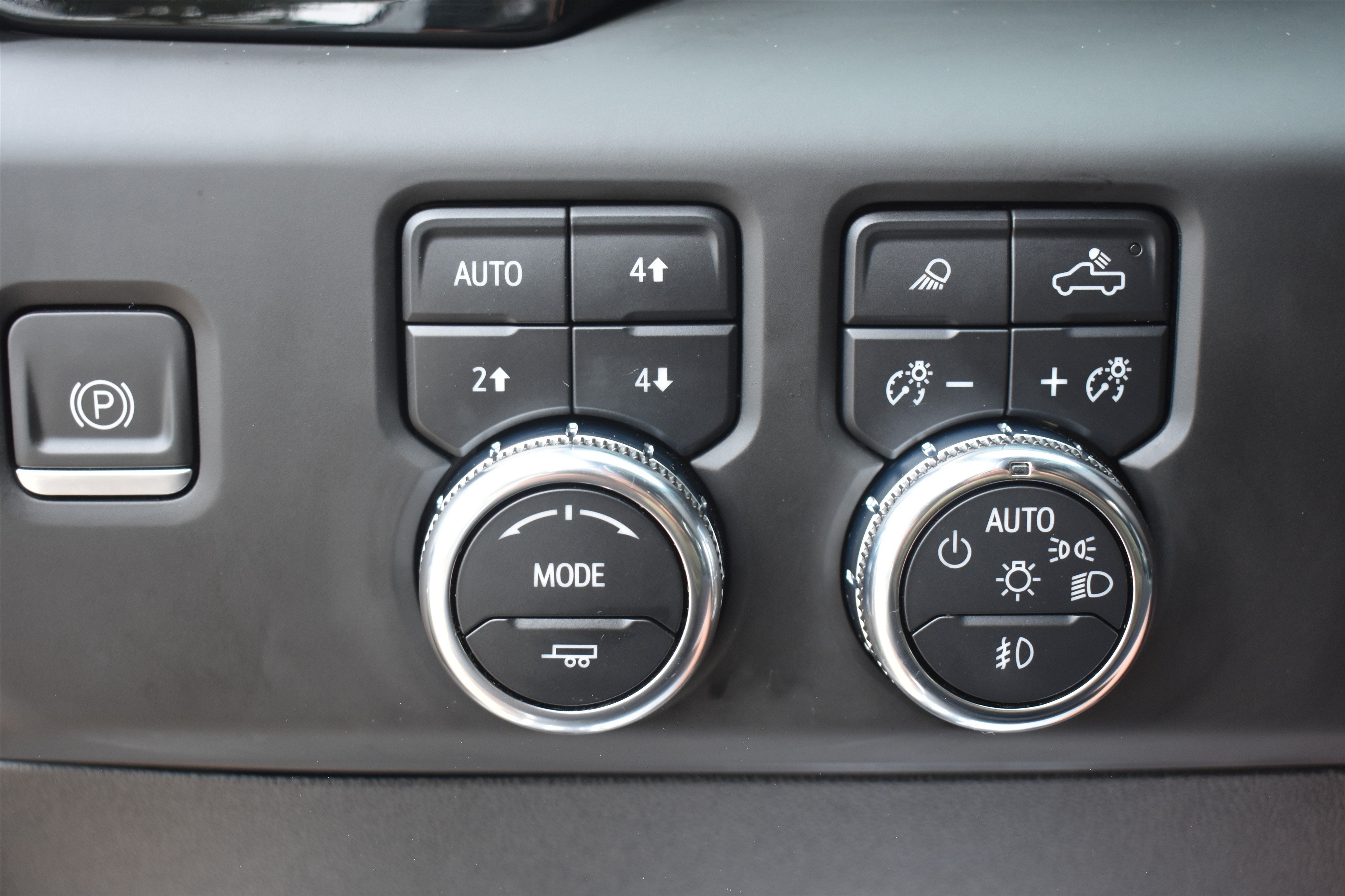 2024 GMC Sierra 2500HD AT4 - Photo 32