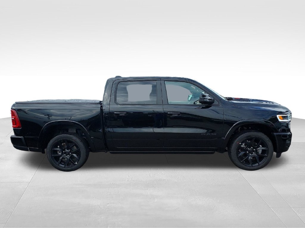 New 2027 Diamond Black Crystal Pearl-Coat Exterior Paint RAM Limited image 6