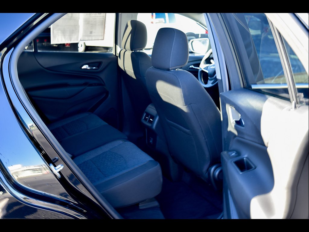 2022 Chevrolet Equinox LT - Photo 12