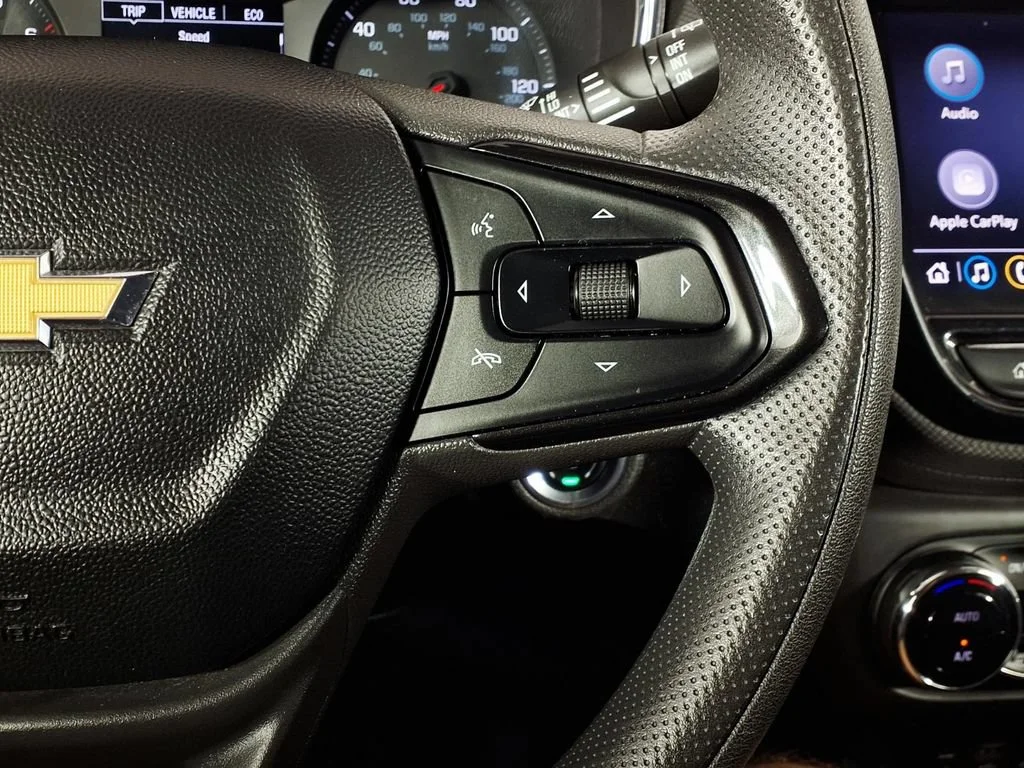 Used 2023 CRIMSON METALLIC Chevrolet LT image 19
