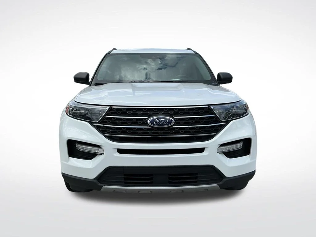 Used 2023 White Ford XLT image 16