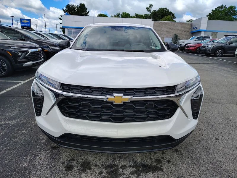 Used 2024 White Chevrolet LS image 2