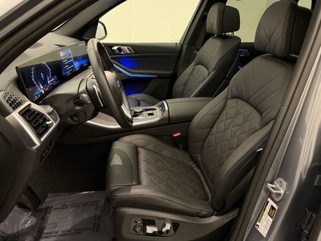 Used 2026 Skyscraper Grey Metallic BMW sDrive40i image 17