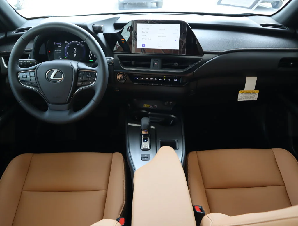 New 2026  Lexus 300h image 37