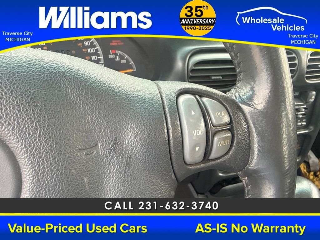 Used 2001 Galaxy Silver Metallic Pontiac GT image 27