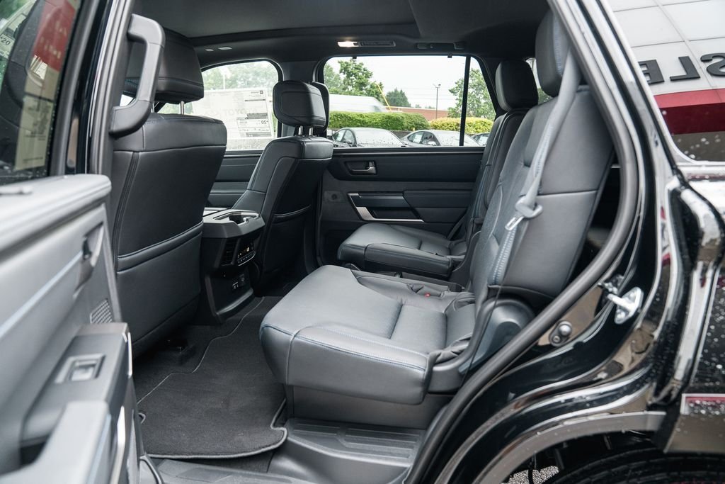New 2026 Midnight Black Metallic Toyota Platinum image 27
