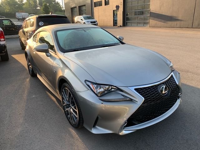 Used 2017  Lexus 300 image 8