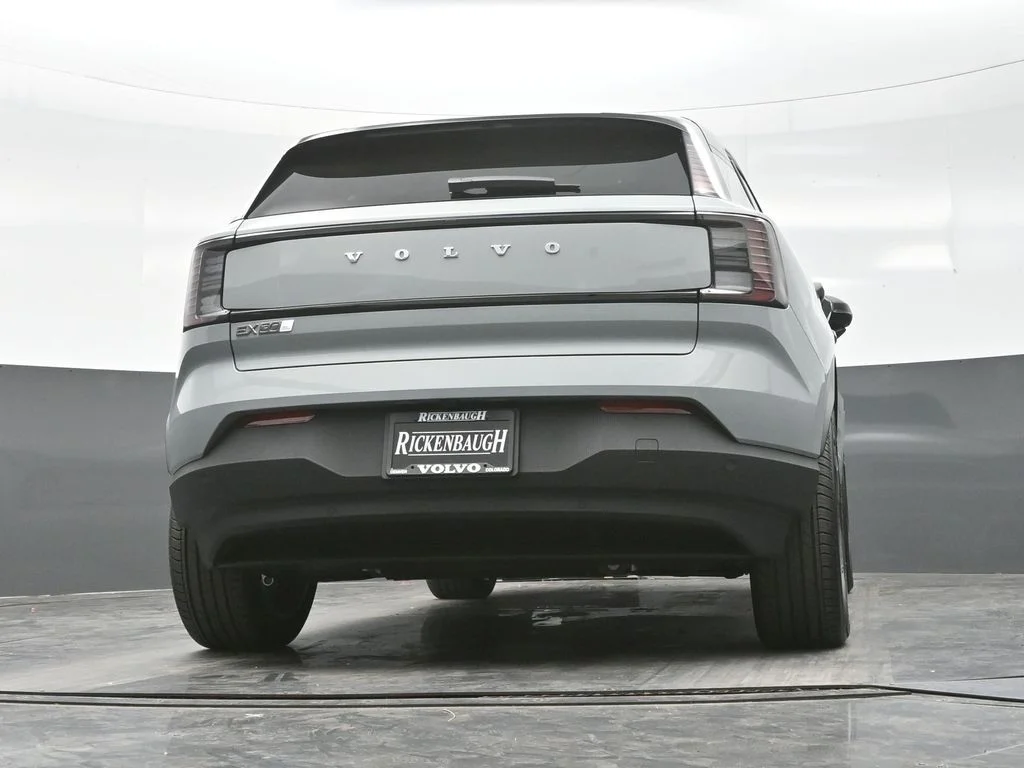 New 2026 Vapour Grey Volvo Twin Motor Performance Plus image 40