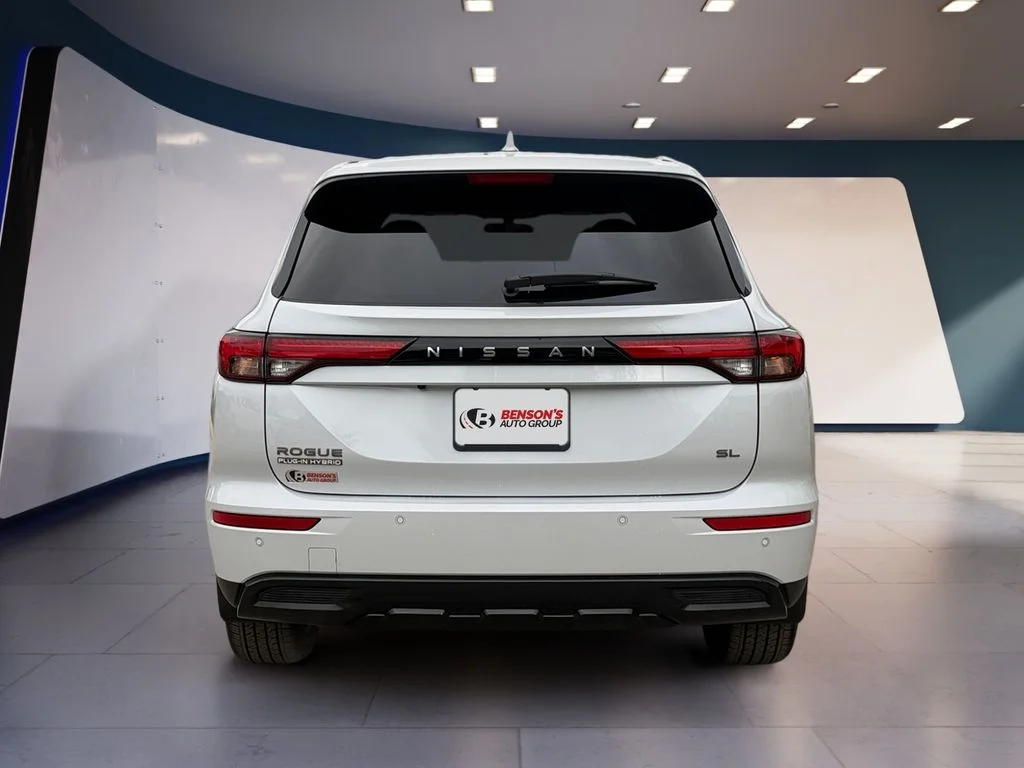 New 2026 White Nissan SL image 4