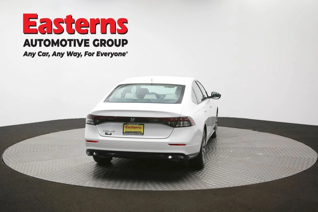 Used 2024 White Honda EX image 38