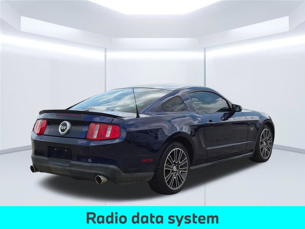 Used 2010  Ford GT Premium image 6