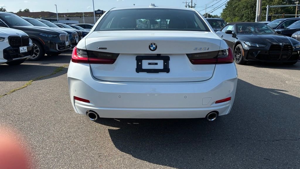 New 2026 Mineral White Metallic BMW 330i xDrive image 4