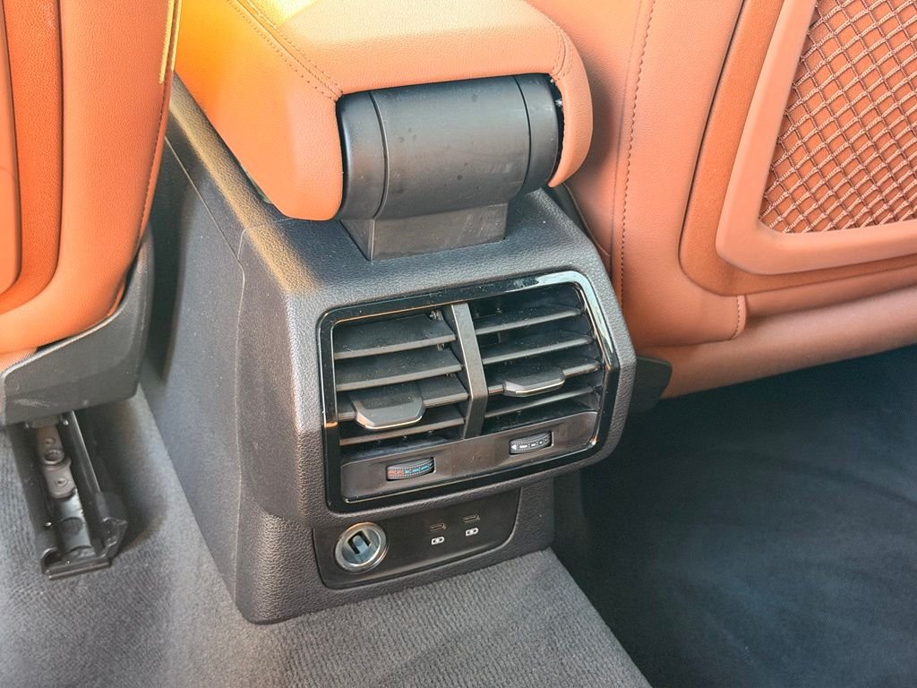 Used 2025  Audi Premium image 16