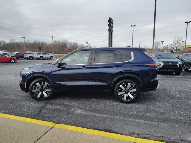 New 2026 Blue Mitsubishi SE image 4