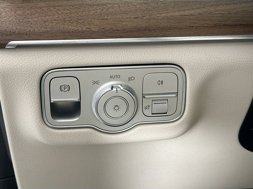 New 2026 Polar White Mercedes-Benz GLE 350 image 10