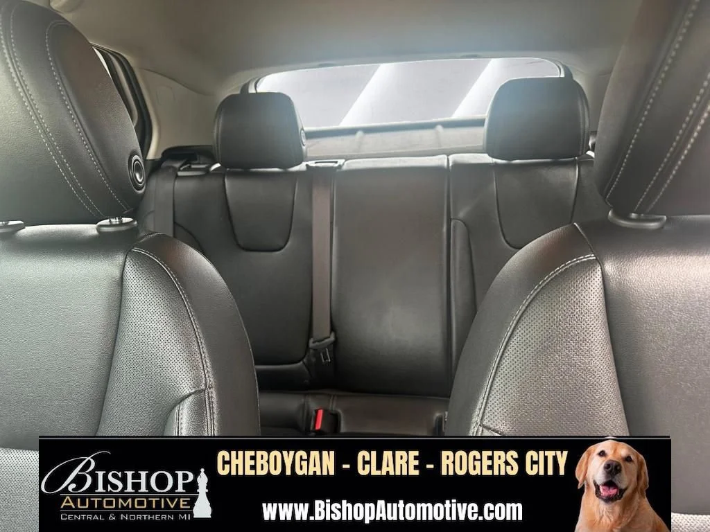 Pre-Owned 2024 Buick Encore GX Sport Touring image 22