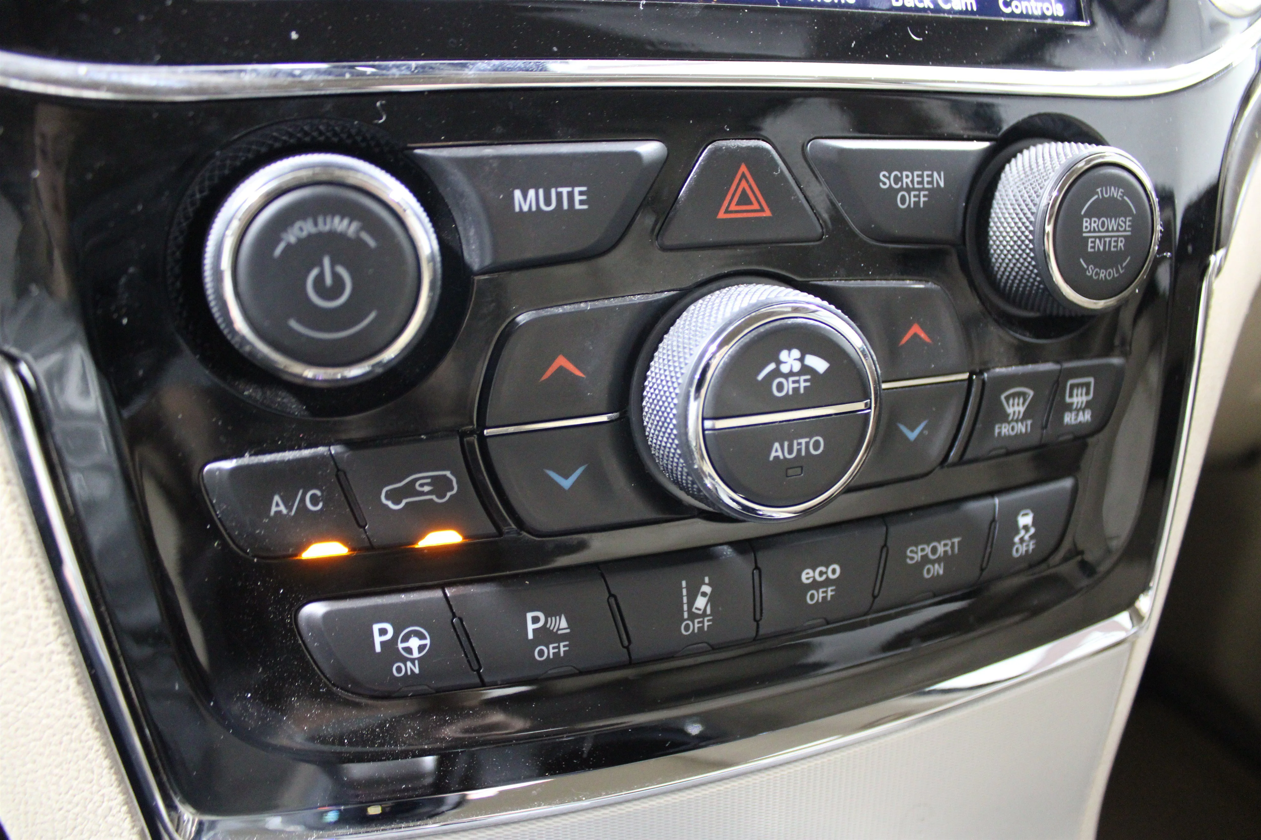 2021 Jeep Grand Cherokee Summit - Photo 16