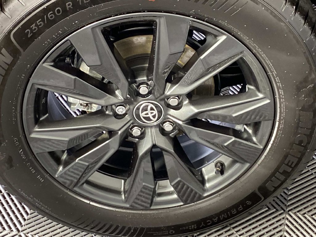 Used 2026 Black Toyota XLE Premium image 27