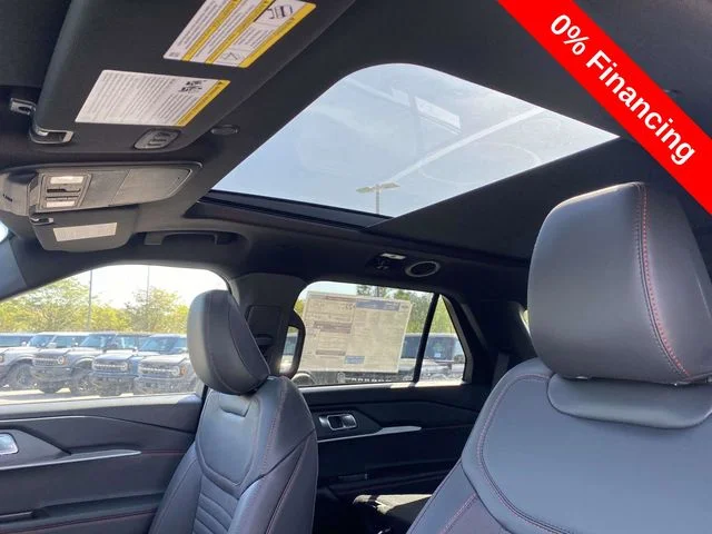 New 2026 Space White Metallic Ford ST-Line image 13