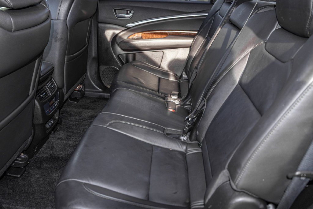 Used 2017  Acura 3.5L image 29