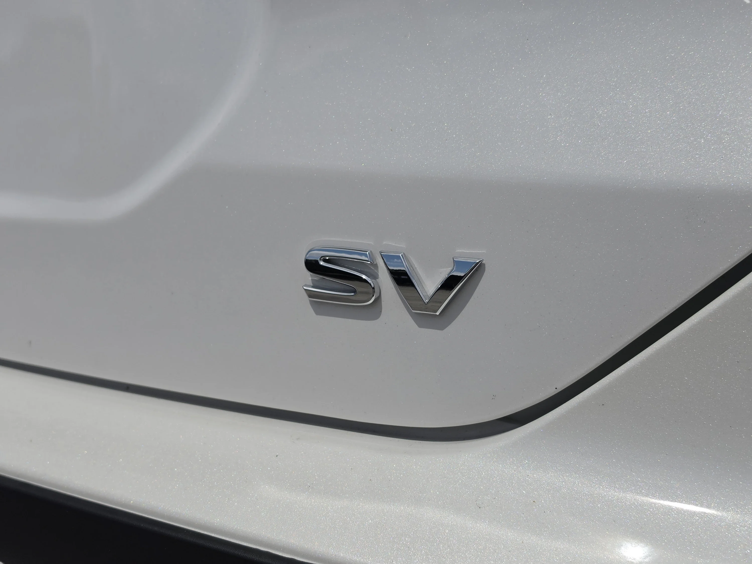 Used 2023 Aspen White Tricoat Nissan SV image 16