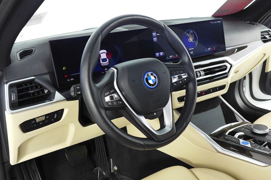 Used 2023 Alpine White BMW eDrive35 image 31