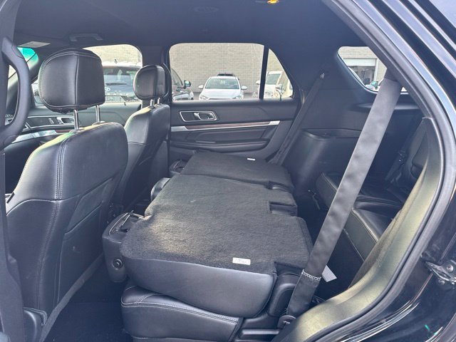 Used 2016 Black Ford Limited image 12