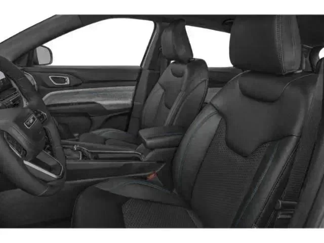 Used 2023 White Jeep Limited image 9