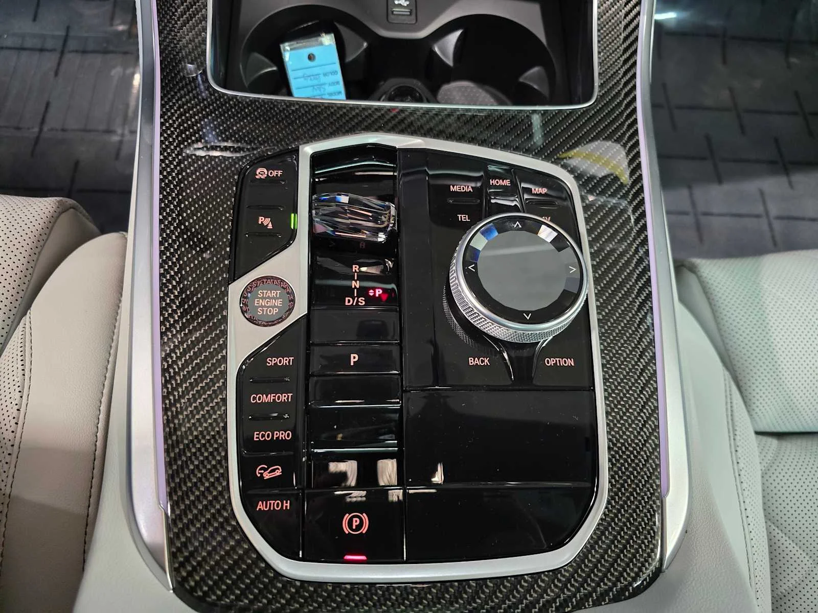 New 2026 Dravit Grey Metallic BMW M60i image 23