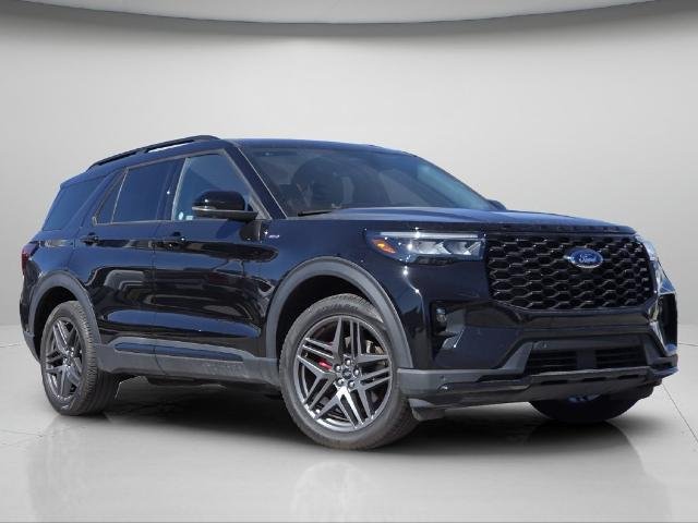 Used 2025 Black Metallic Ford  image 2