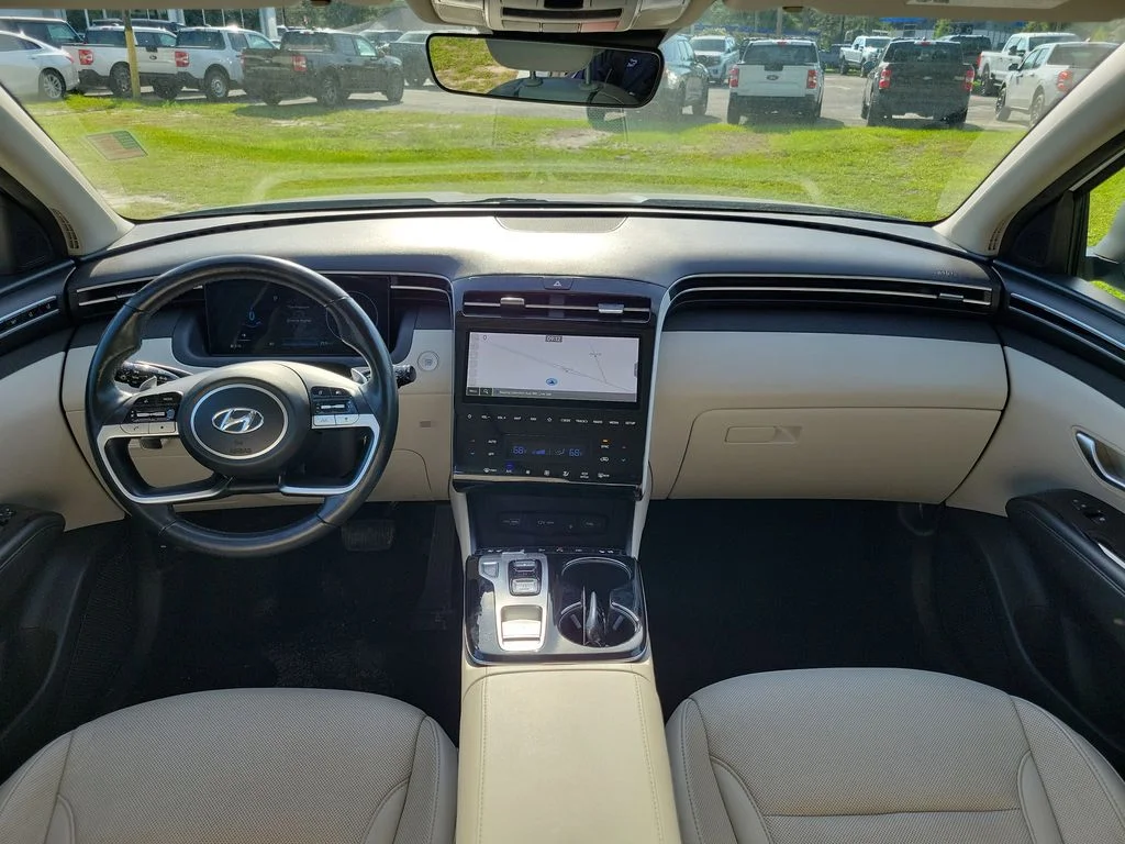 Used 2024 White Pearl Hyundai Limited image 28