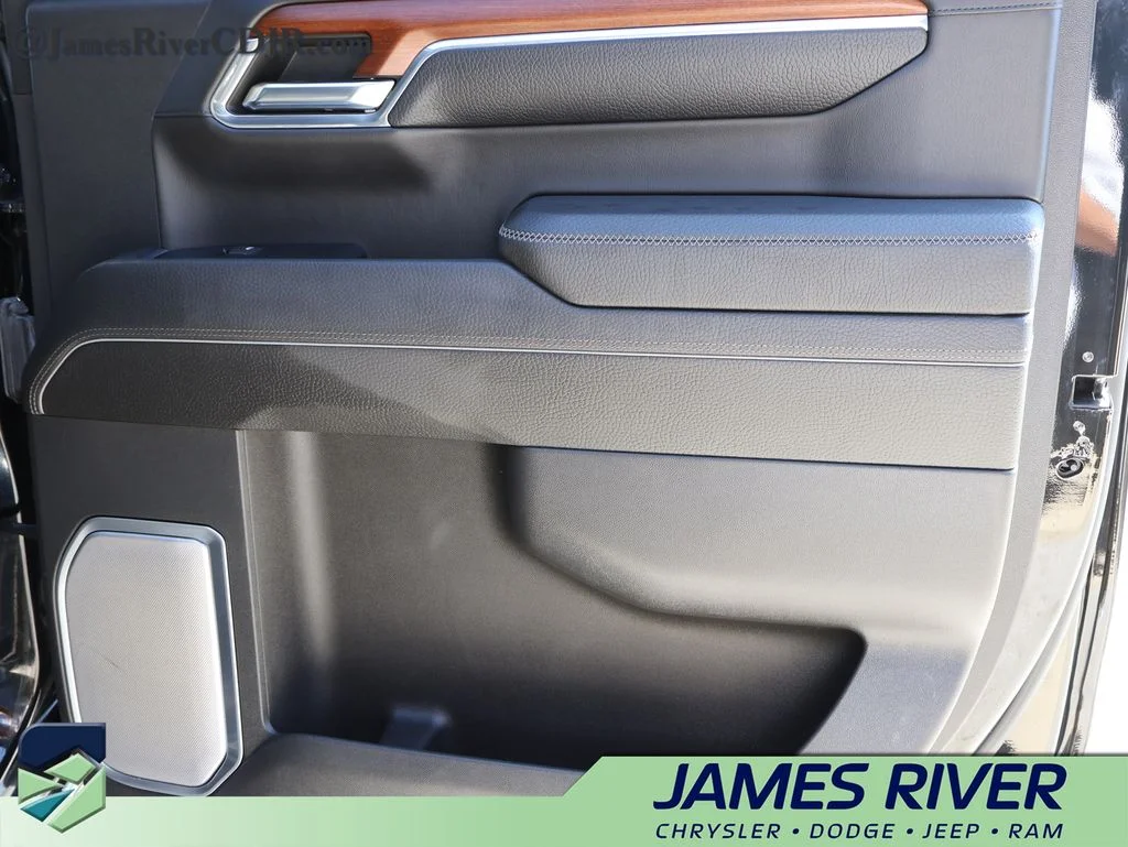 Used 2023 Black GMC Denali image 11