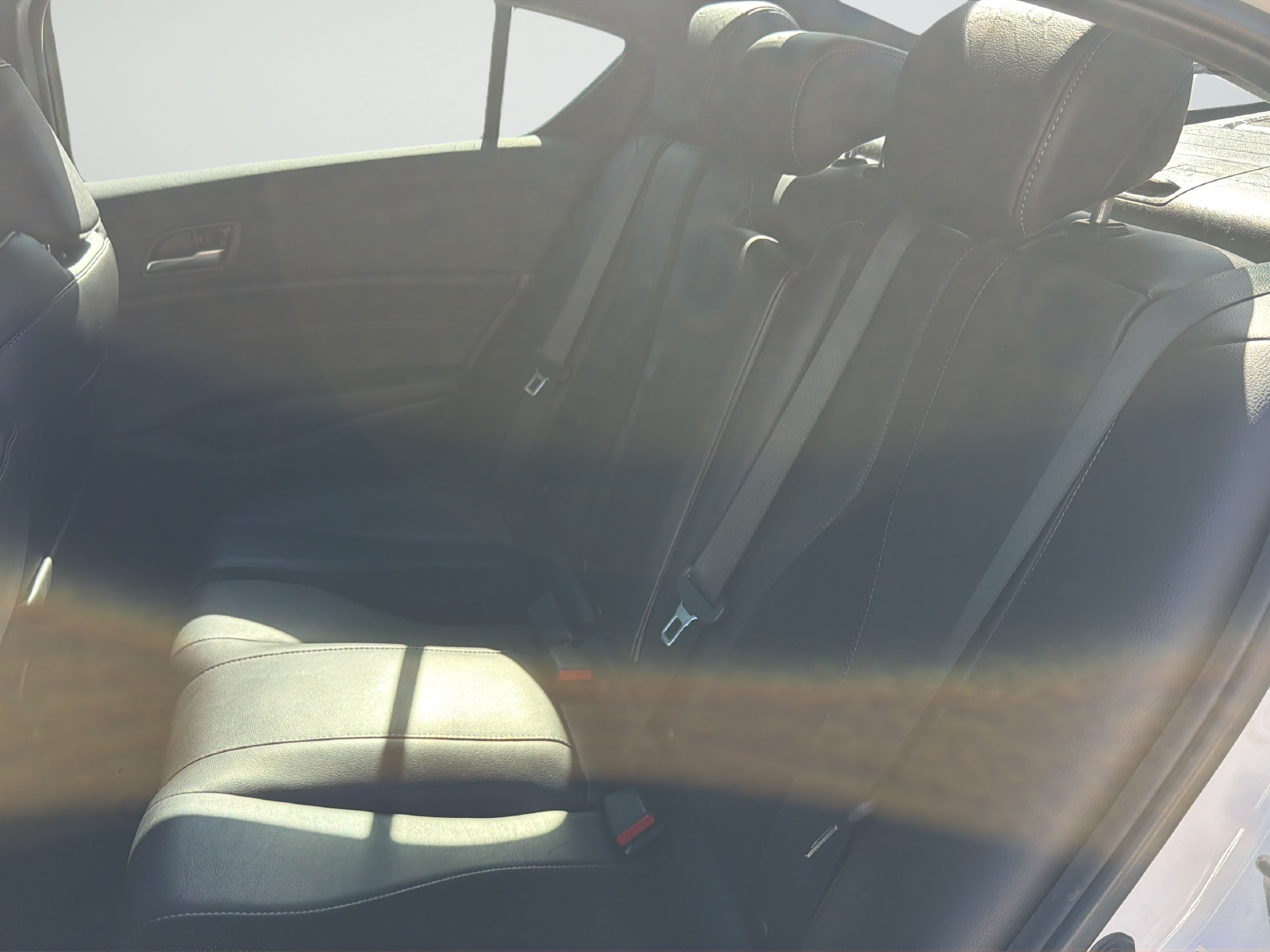 Used 2020 Platinum White Pearl Acura Premium and A-SPEC Packages image 39
