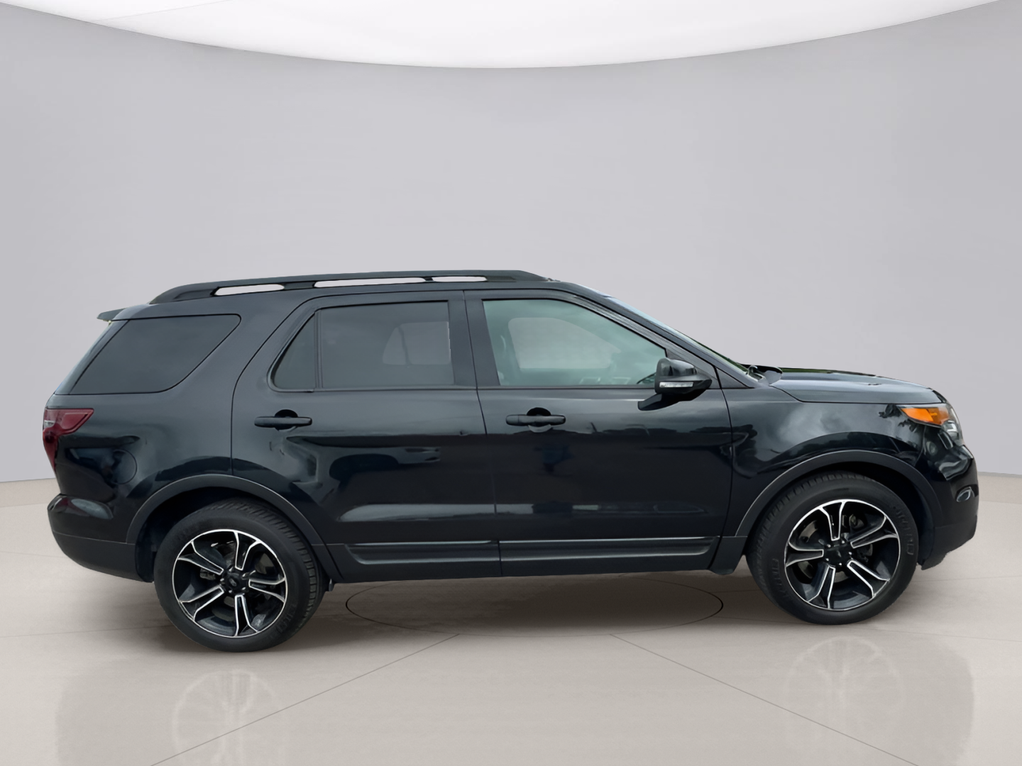 2015 Ford Explorer Sport photo 4