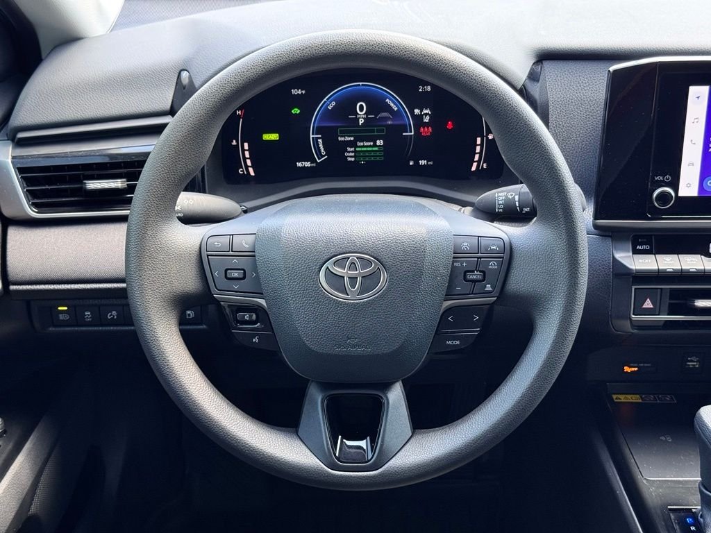 2025 Toyota Camry LE - Photo 20